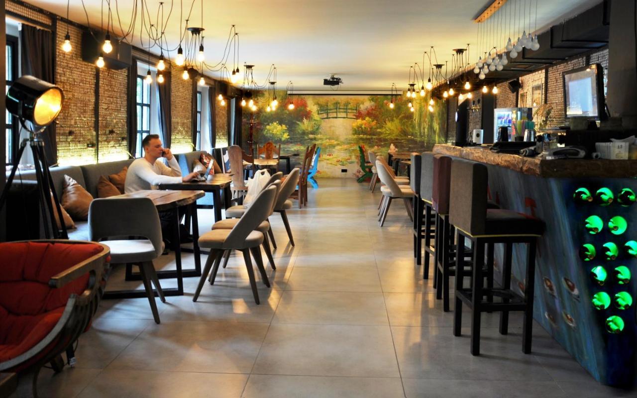 Art Hotel Claude Monet Τυφλίδα Εξωτερικό φωτογραφία