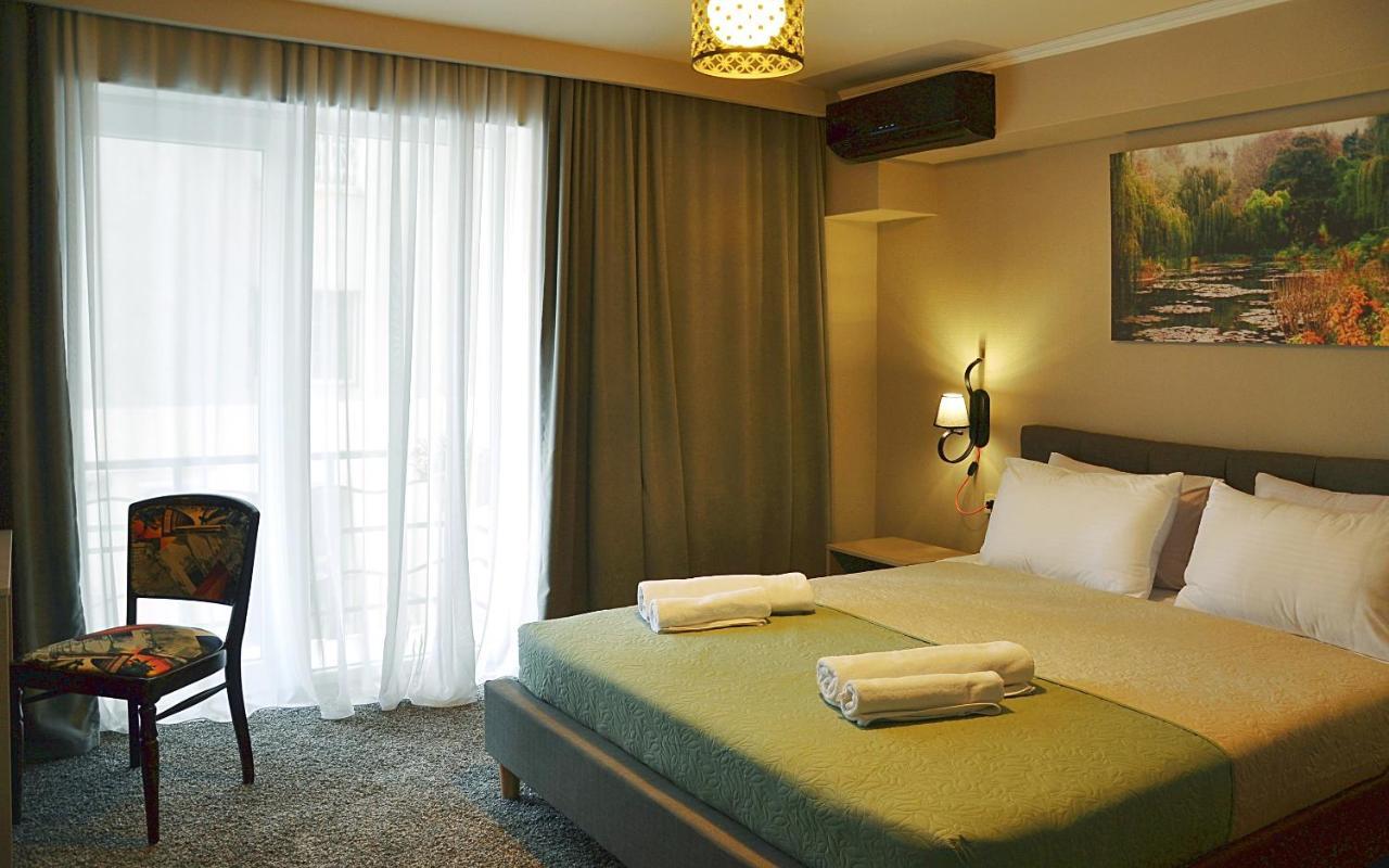 Art Hotel Claude Monet Τυφλίδα Εξωτερικό φωτογραφία