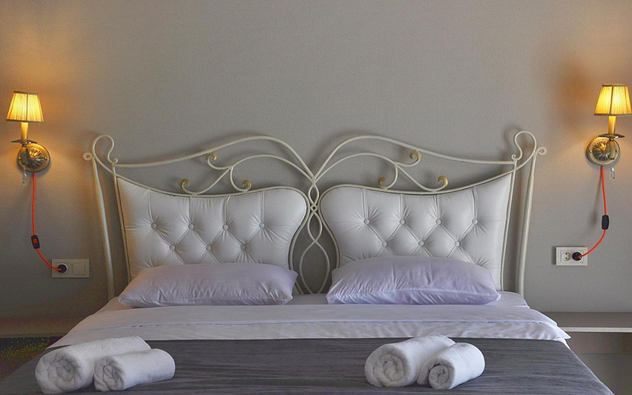 Art Hotel Claude Monet Τυφλίδα Εξωτερικό φωτογραφία